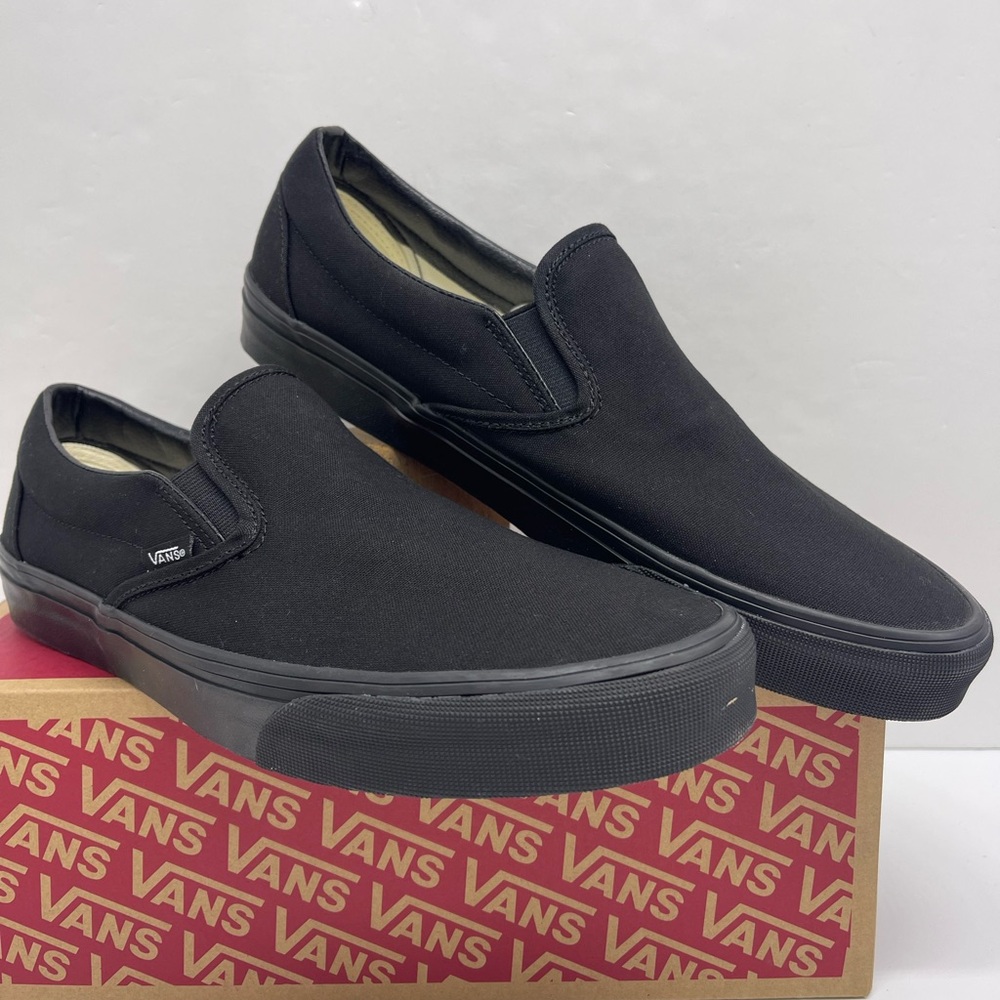 Vans WMNS Classic Black Slip-On Sneakers
Black/Black
VN000EYEBKA - Picture 13 of 16